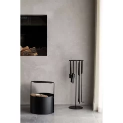 Ashi Firewood Basket Black - Blomus - Koop Online 7 Ashi Firewood Basket Black - Blomus - Koop Online -Kortingswinkel voor woondecoratie 4008832783029ashifirewoodbasketblack blomus3
