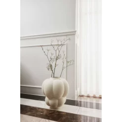 Uva Vase Large Cream - AYTM - Koop Online -Kortingswinkel voor woondecoratie 5704444089502 5