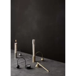 Balance Candle Holder Brass - Ferm LIVING - Koop Online -Kortingswinkel voor woondecoratie 5704723015642balance candle holder brass ferm3