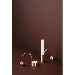 Balance Candle Holder Brass - Ferm LIVING - Koop Online -Kortingswinkel voor woondecoratie 5704723015642balance candle holder brass ferm4
