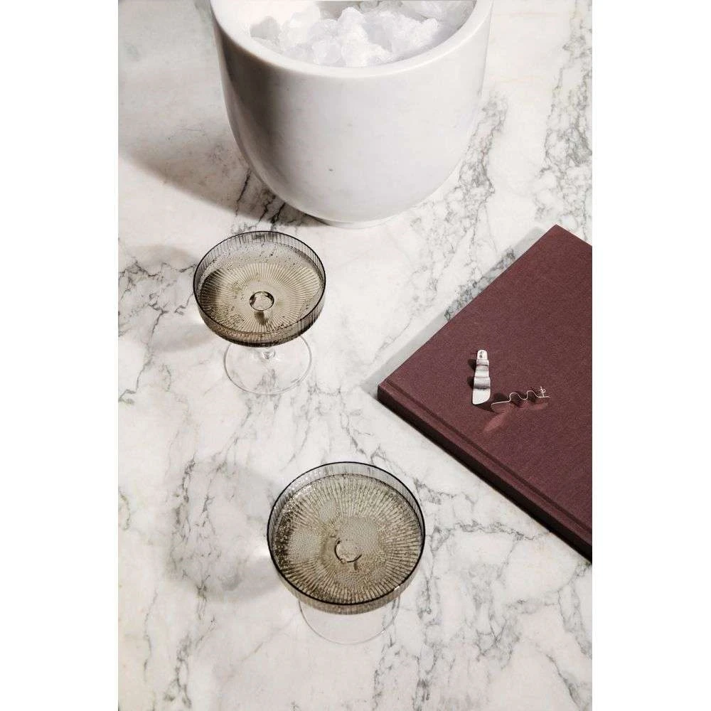 Ripple Champagne Saucers Set Of 2 Smoked Grey - Ferm LIVING - Koop Online 4 Ripple Champagne Saucers Set Of 2 Smoked Grey - Ferm LIVING - Koop Online - Afbeelding 2