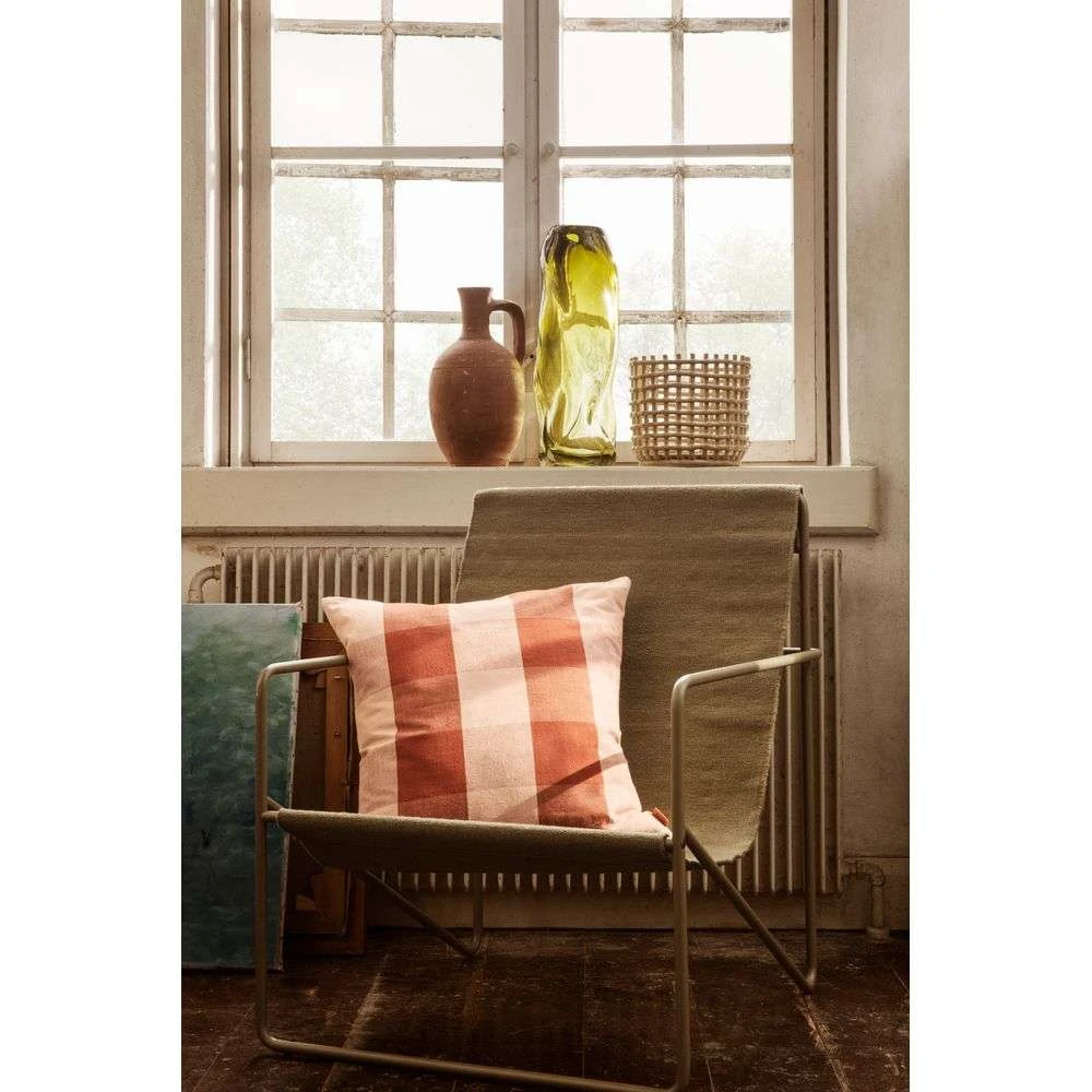 Water Swirl Vase Tall Moss Green - Ferm LIVING - Koop Online 6 Water Swirl Vase Tall Moss Green - Ferm LIVING - Koop Online - Afbeelding 4