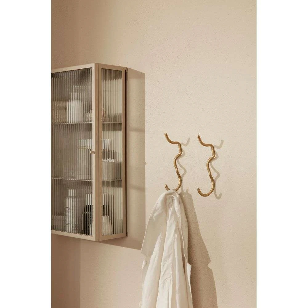 Curvature Hook Brass - Ferm LIVING - Koop Online 4 Curvature Hook Brass - Ferm LIVING - Koop Online - Afbeelding 2