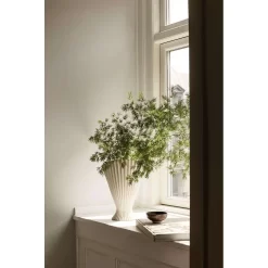 Fountain Vase Off-White - Ferm LIVING - Koop Online -Kortingswinkel voor woondecoratie 57047232775834