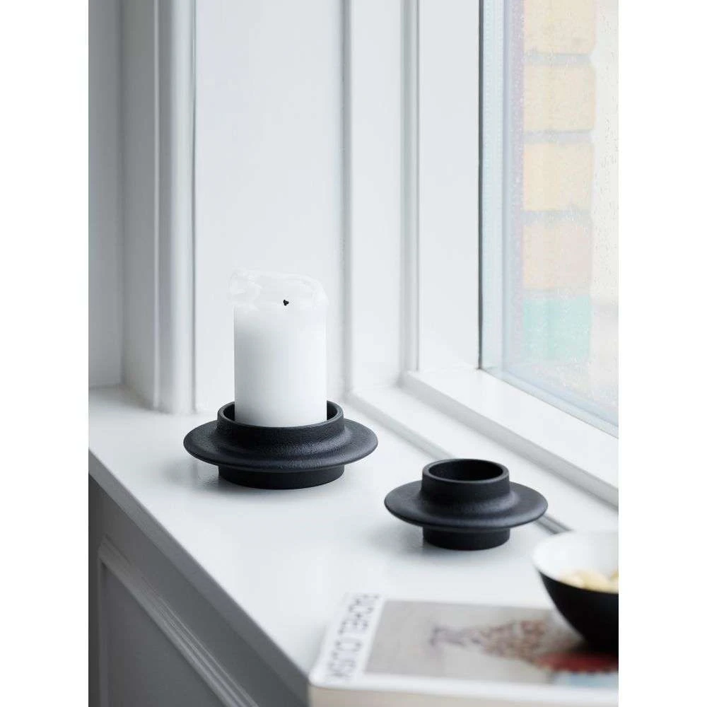 Heima Tealight Holder Black - Normann Copenhagen - Koop Online 5 Heima Tealight Holder Black - Normann Copenhagen - Koop Online - Afbeelding 3