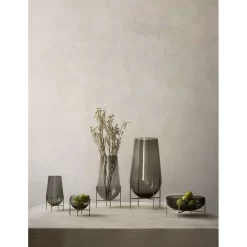 Echasse Vase Small Smoke/Brushed Brass - Menu - Koop Online -Kortingswinkel voor woondecoratie 5709262000463echasse vase small smoke3