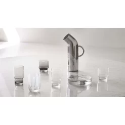 Pipe Pitcher 1,2L Mirror Polished Stainless Steel - Normann Copenhagen - Koop Online -Kortingswinkel voor woondecoratie 57123960874533