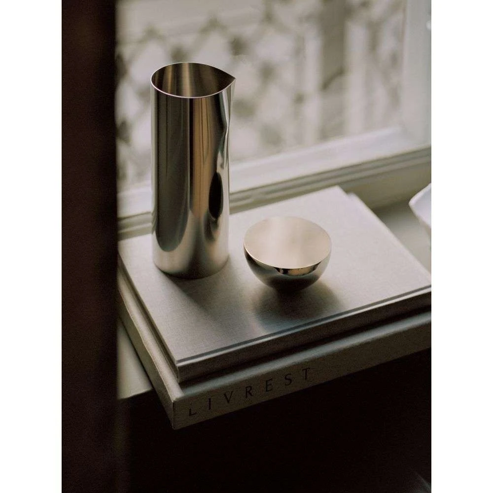 Pleat Pitcher - New Works - Koop Online 5 Pleat Pitcher - New Works - Koop Online - Afbeelding 3