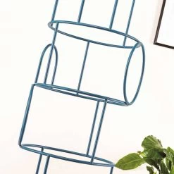 Design Kapstok Van Gekleurd Staal Made In Italy - Vituzzo -Kortingswinkel voor woondecoratie appendiabiti da terra di design in acciaio colorato made in italy vituzzo 1