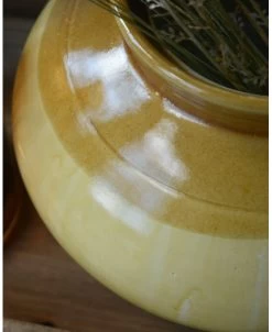 Bolle Handgemaakte Pot In Oud Oker Bruine Tinten, Unique IB Laursen 15 Bolle Handgemaakte Pot In Oud Oker Bruine Tinten, Unique IB Laursen -Kortingswinkel voor woondecoratie bolle pot in oud oker bruine tinten unique ib laursen 1 5