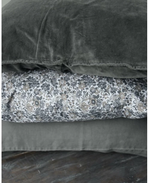 Gebloemde Kussenhoes Met Grijze En Taupe Bloemen, IB Laursen 9 Gebloemde Kussenhoes Met Grijze En Taupe Bloemen, IB Laursen - Afbeelding 7