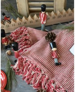 Geweven Woonkleed/ Sprei Gebroken Wit Met Fijne Rode Strepen, IB Laursen -Kortingswinkel voor woondecoratie geweven woonkleed sprei gebroken wit met fijne rode strepen ib laursen 1 3