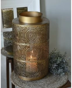 Groot Windlicht Met Sfeervol Gaatjes Patroon Antiek-look Messing