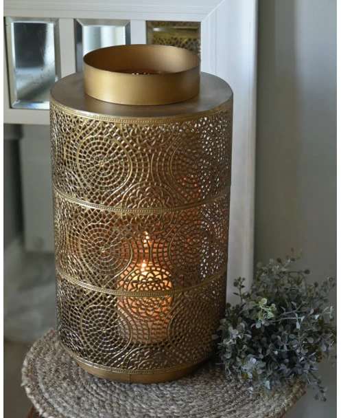 Groot Windlicht Met Sfeervol Gaatjes Patroon Antiek-look Messing 9 Groot Windlicht Met Sfeervol Gaatjes Patroon Antiek-look Messing - Afbeelding 7