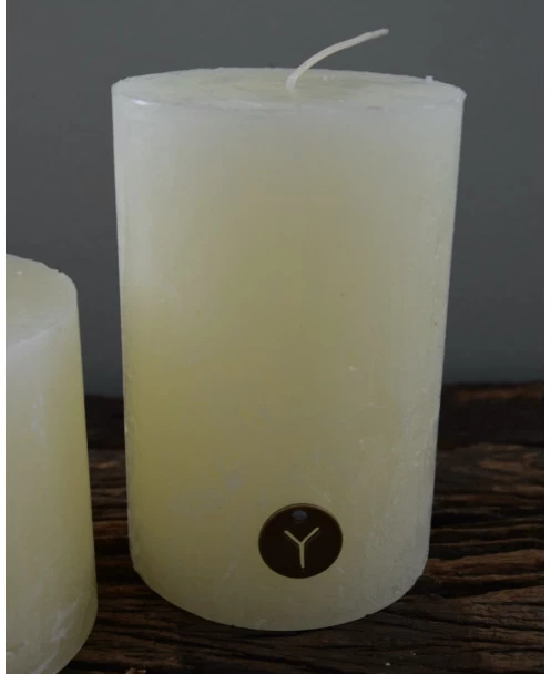 Ivoor Kleurige Brynxz Kaars 3 Ivoor Kleurige Brynxz Kaars