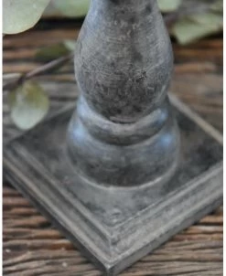 Kandelaar Met Vierkante Voet Van Be-Uniq 17 Kandelaar Met Vierkante Voet Van Be-Uniq -Kortingswinkel voor woondecoratie kandelaar met vierkante voet van be uniq 7