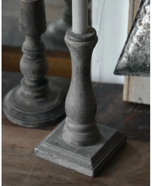 Kandelaar Met Vierkante Voet Van Be-Uniq 3 Kandelaar Met Vierkante Voet Van Be-Uniq