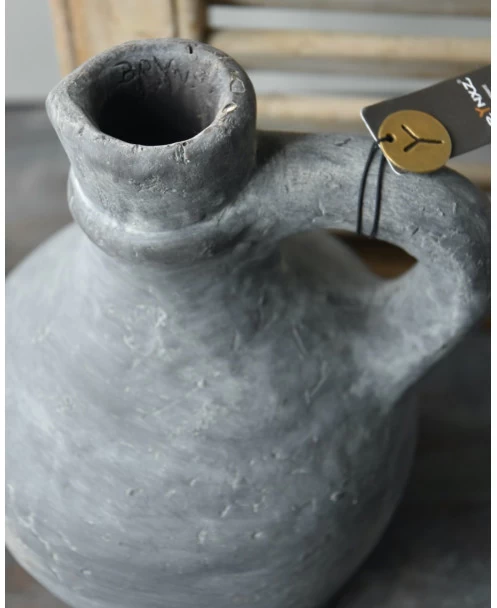 Kruik Kannetje Met Oor In Vintage Grijs Groot, Brynxz 5 Kruik Kannetje Met Oor In Vintage Grijs Groot, Brynxz - Afbeelding 3