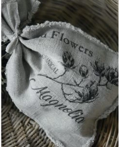 Linnen Geurzakje Met Magnolia Takken, Shabby -Kortingswinkel voor woondecoratie linnen geurzakje met magnolia takken shabby 2