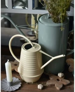 Metalen Gieter In Zacht Geel 0.95 Liter, IB Laursen