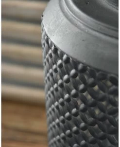 Metalen Lantaarn Met Gaatjes Patroon, XL -Kortingswinkel voor woondecoratie metalen lantaarn met gaatjes patroon xl 2