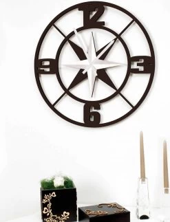 Grote Wandklok Ontwerp In Shabby Wit En Bruin Hout - Scharnier 11 Grote Wandklok Ontwerp In Shabby Wit En Bruin Hout - Scharnier -Kortingswinkel voor woondecoratie orologio grande a parete design in legno bianco e marrone shabby cardine 6