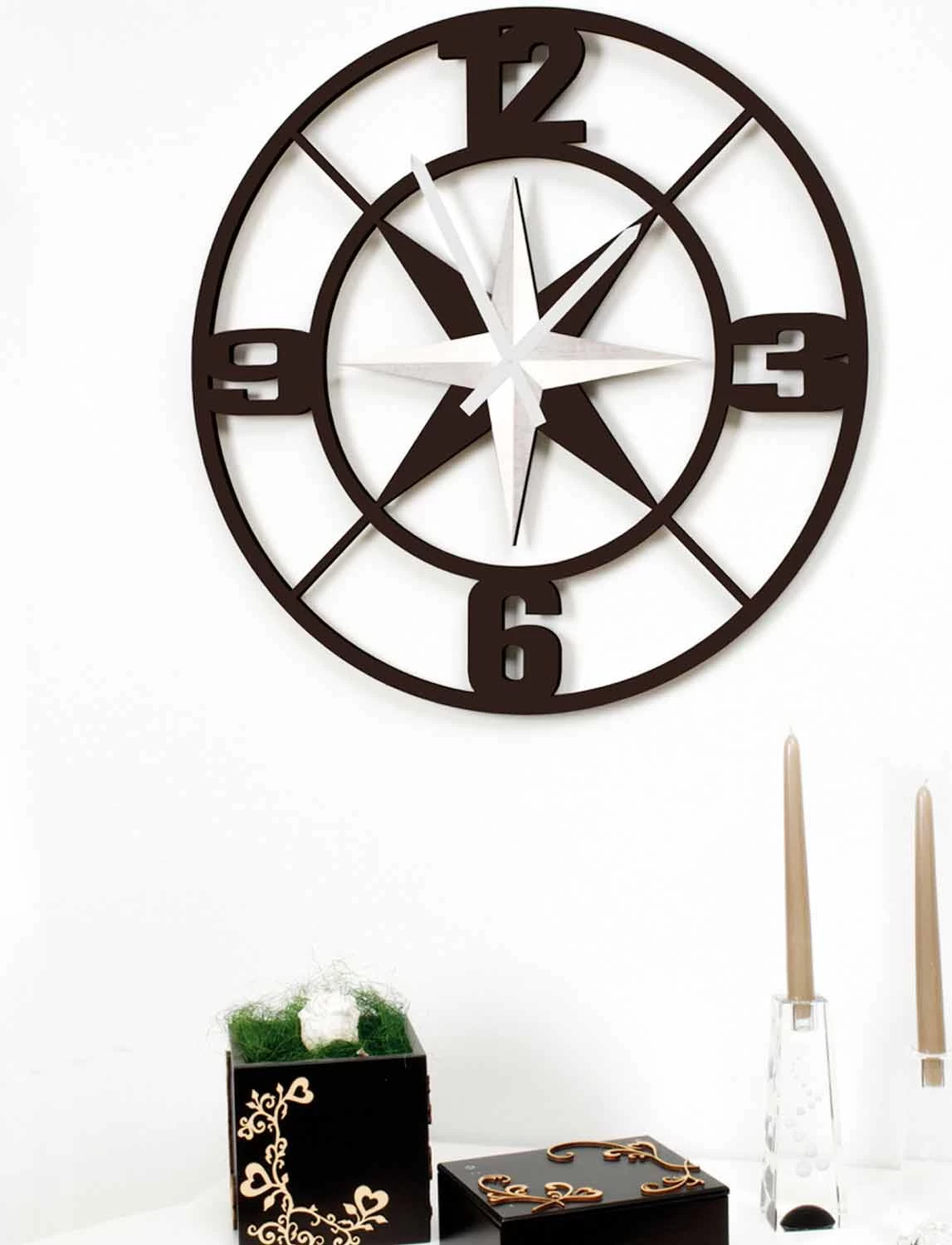 Grote Wandklok Ontwerp In Shabby Wit En Bruin Hout - Scharnier 7 Grote Wandklok Ontwerp In Shabby Wit En Bruin Hout - Scharnier - Afbeelding 5