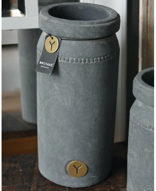 Pot Aardewerk Majestic Grijs Met Sierrandje En Kraag XL, Brynxz 3 Pot Aardewerk Majestic Grijs Met Sierrandje En Kraag XL, Brynxz