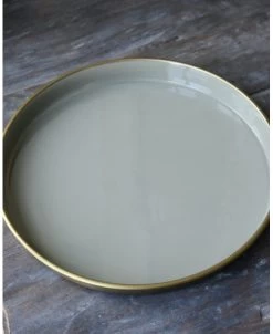 Ronde Tray Grijs Met Antiek Gouden Buitenkant, IB Laursen -Kortingswinkel voor woondecoratie ronde tray grijs met antiek gouden buitenkant ib laursen 4