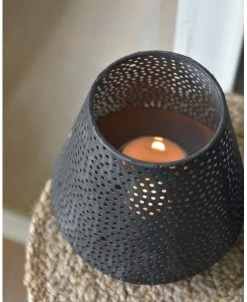 Taps Windlicht Met Ronde Gaatjes In Cirkel Patroon -Kortingswinkel voor woondecoratie taps windlicht met ronde gaatjes in cirkel patroon 5