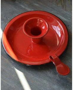 Tijdloze Rode Emaille Kandelaar, IB Laursen -Kortingswinkel voor woondecoratie tijdloze rode emaille kandelaar 2