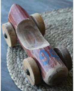 Unieke Rode Auto Van Hout Met Blauw Nr 94, IB Laursen -Kortingswinkel voor woondecoratie unieke rode auto van hout met blauw nr 94 ib laursen 7