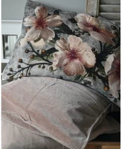 Velours Kussen Met Pastel Kleurige Bloemen Rechthoekig -Kortingswinkel voor woondecoratie velours kussen met pastel kleurige bloemen rechthoekig 7