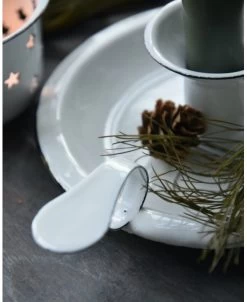 Wit Emaille Kandelaar Met Oor, IB Laursen -Kortingswinkel voor woondecoratie wit emaille kandelaar met oor ib laursen 3