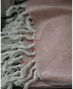 Woonkleed Cream/faded Rose Met Kwastjes, IB Laursen -Kortingswinkel voor woondecoratie woonkleed creamfaded rose met kwastjes ib laursen 4