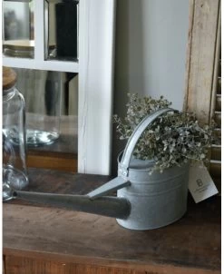 Zinken Gieter Met Lange Tuit, IB Laursen