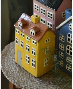 Zonnig Geel Theelicht Pakhuis Met Dakkapellen Nyhavn, IB Laursen -Kortingswinkel voor woondecoratie zonnig geel theelicht pakhuis met dakkapellen nyhavn ib laursen 2