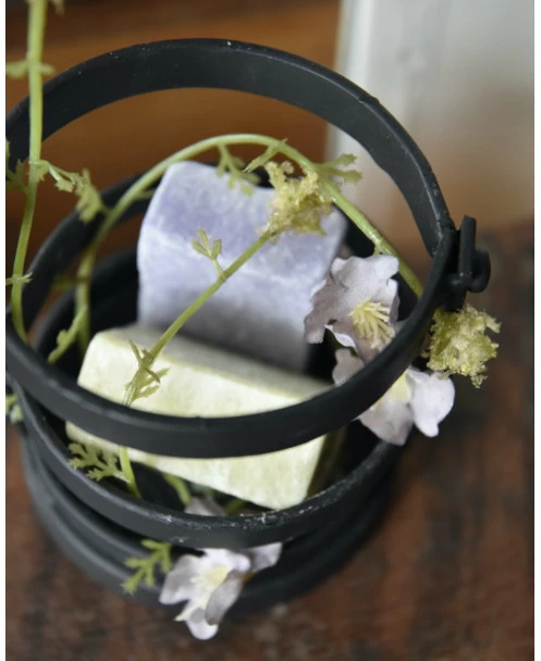 Zwarte Metalen Houder Met Amber Blokjes Lavendel En Jasmijn 6 Zwarte Metalen Houder Met Amber Blokjes Lavendel En Jasmijn - Afbeelding 4